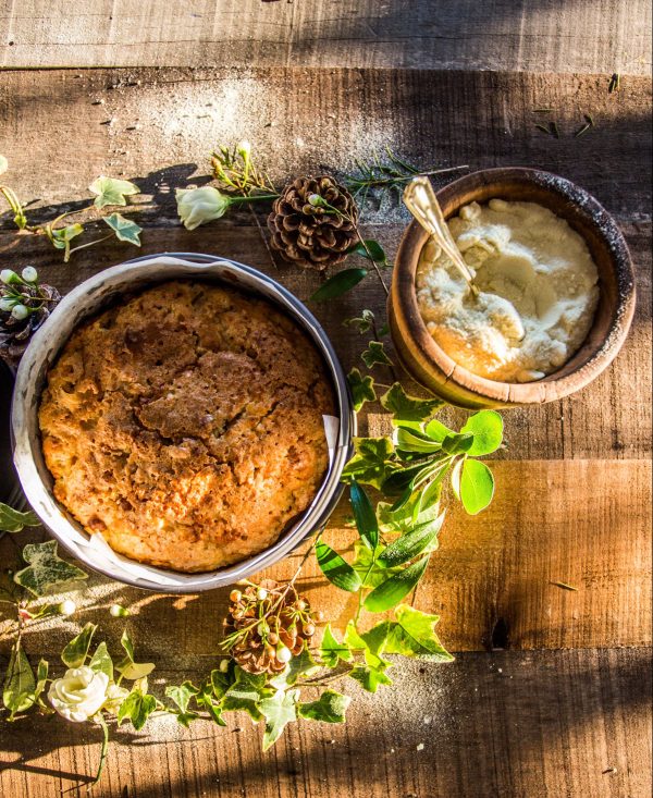 Torta di mele irlandese con crema alla vaniglia