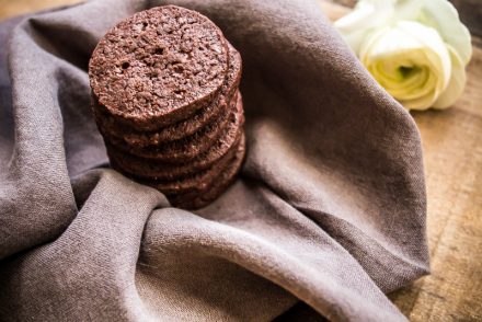 Biscotti al cioccolato fondente e fior di sale