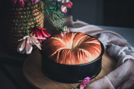 La ricetta per realizzare la brioche gomitolo di lana o woolroll bread