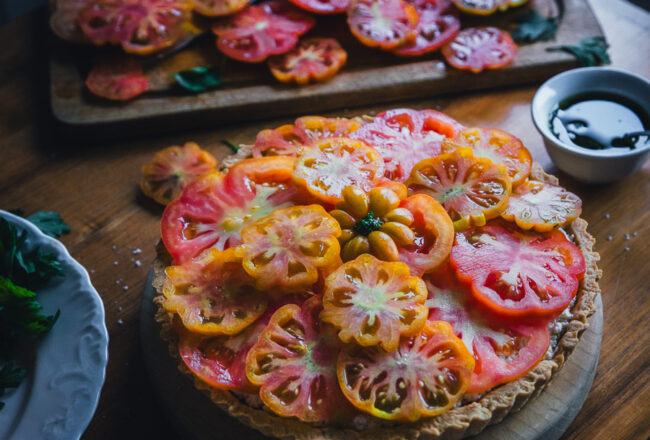 Tarte ai pomodori, ricotta e pesto di prezzemolo con farina Vitamill